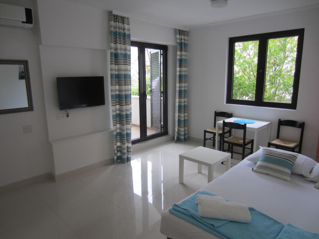 Apartments Minja Nerin Petrovac エクステリア 写真