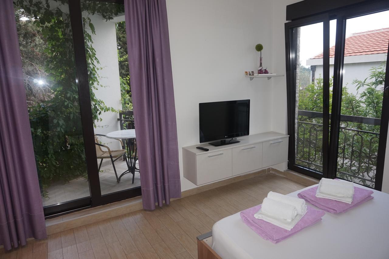 Apartments Minja Nerin Petrovac エクステリア 写真